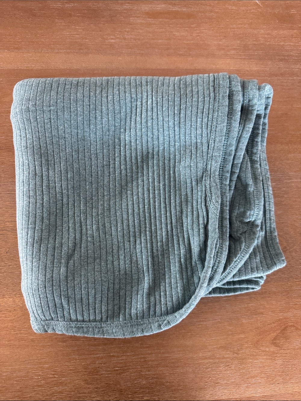 Kate Quinn ribbed double layer blanket